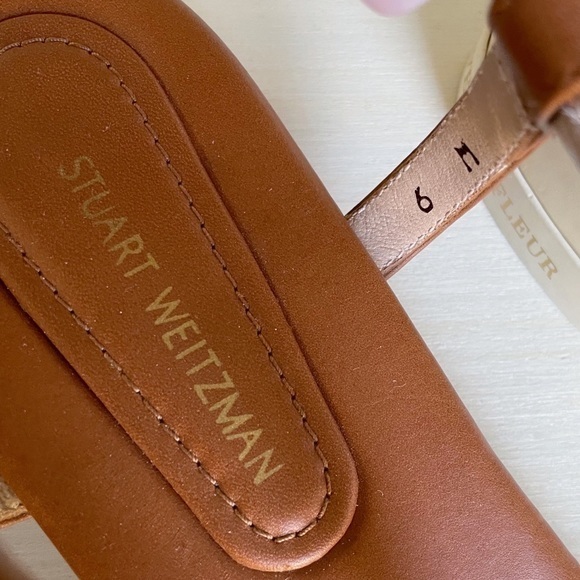 New Stuart Weiztman $450 Brown Leather Gold Rose Appliqué Thong Sandals Flats - Picture 9 of 12
